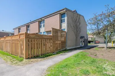 3415 UPLANDS Drive 79, Hunt Club - Windsor Park Village and Area, ON K1V 9N4