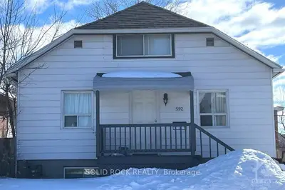 592 QUEEN MARY Street, Overbrook - Castleheights and Area, ON K1K 1W1