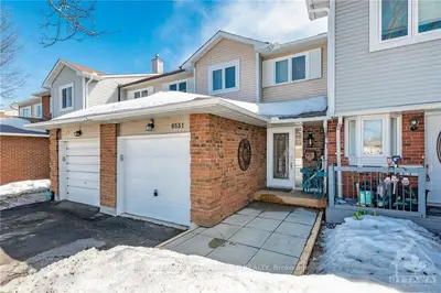 6531 Timothy Court, Orleans - Convent Glen And Area, On K1c 3e8
