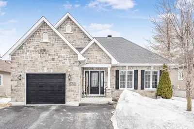 648 Promenade Des Erables Street, Casselman, On K0a 1m0