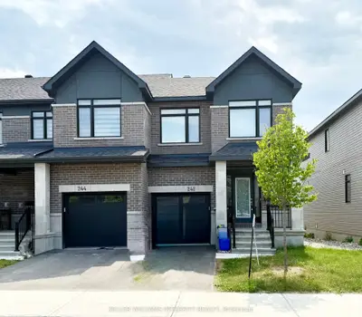 242 Finsbury Avenue, Stittsville - Munster - Richmond, ON K2S 2Y2