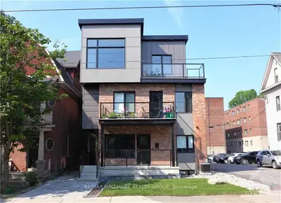 368 CHAPEL Street 6, Lower Town - Sandy Hill, ON K1N 7Z6