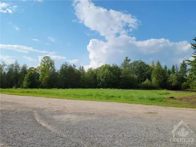 30 Franklin Street, Bonnechere Valley, On K0j 1s0