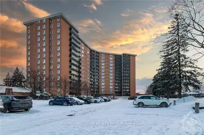 2000 JASMINE Crescent 617, Beacon Hill North - South and Area, ON K1J 8K4