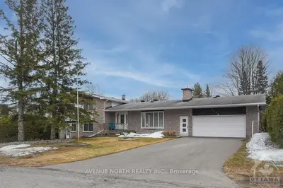 7096 MASON Street, Greely - Metcalfe - Osgoode - Vernon and Area, ON K4P 1C2