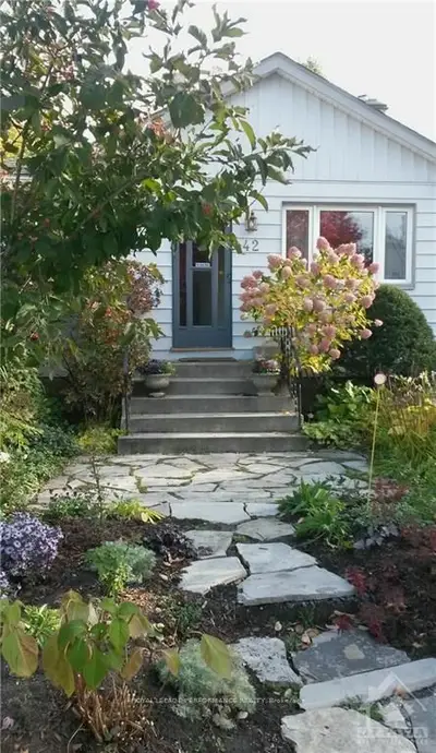 42 Belgrave Road, Glebe - Ottawa East and Area, ON K1S 0M1