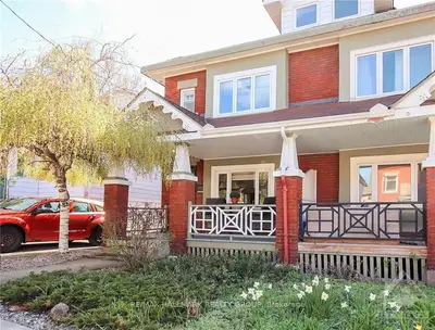 172 GOULBURN Avenue, Lower Town - Sandy Hill, ON K1N 8E2