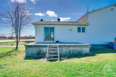3946 Colonial Road, Orleans - Cumberland And Area, On K0a 3e0