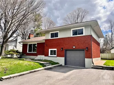 2094 NAVAHO Drive, Belair Park - Copeland Park and Area, ON K2C 0V4
