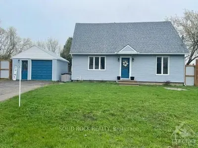 7109 MASON Street, Greely - Metcalfe - Osgoode - Vernon and Area, ON K4P 1C3