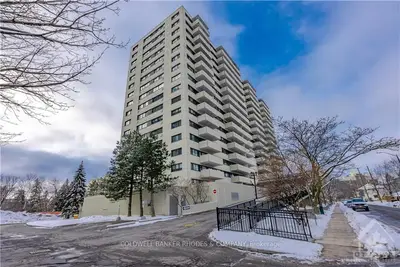40 Landry Street 306, Vanier And Kingsview Park, On K1l 8k4