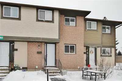 2619 Pimlico Crescent, Blossom Park - Airport And Area, On K1t 2a6