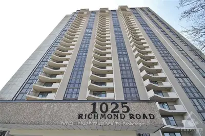 1025 RICHMOND Road 2701, Woodroffe, ON K2B 8G8