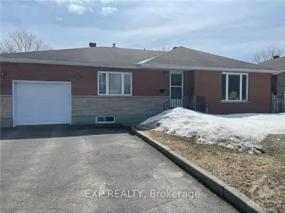 38 MEADOWLANDS Drive, Meadowlands - Crestview and Area, ON K2G 2R4