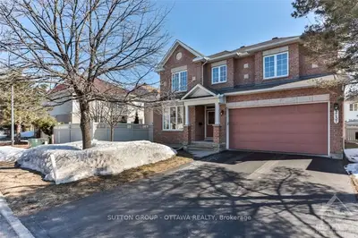 2137 VALENCEVILLE Crescent, Orleans - Cumberland and Area, ON K4A 4K4