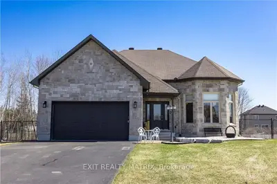 5561 ROCKDALE Road, Orleans - Cumberland and Area, ON K0A 3H0