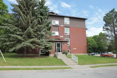 2 CHARLOTTE Place 2, Brockville, ON K6V 6T4