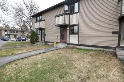 7846 JEANNE D'ARC Boulevard, Orleans - Convent Glen and Area, ON K1C 2E9