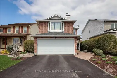1701 BOISBRIAND Crescent, Orleans - Convent Glen and Area, ON K1C 4V1