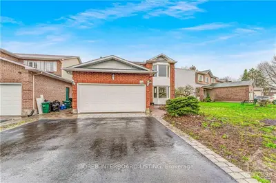 116 DOSSETTER Way, Hunt Club - South Keys and Area, ON K1G 4S5