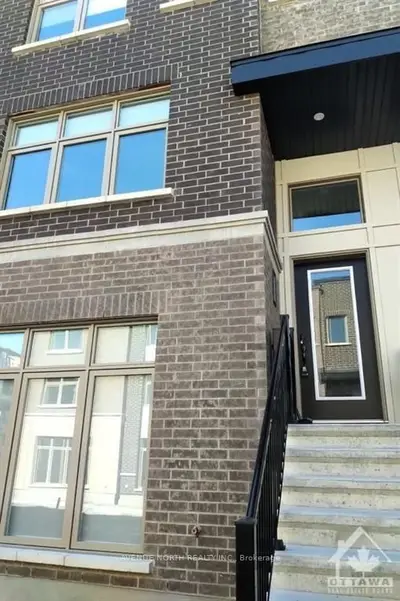 221 MAKADEWA, Manor Park - Cardinal Glen and Area, ON K4K 4Z9