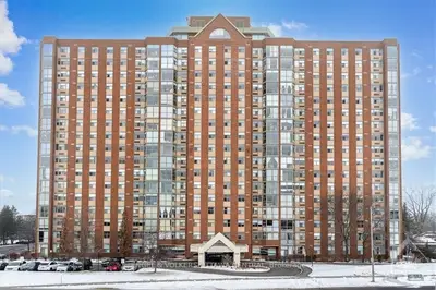 2760 Carousel Crescent 903, Blossom Park - Airport And Area, On K1t 2n4
