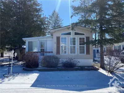 9 KAPUSKASING, Stittsville - Munster - Richmond, ON K0A 1B0