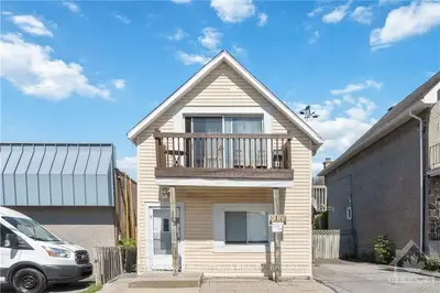 93 Sherbrooke Avenue, West Centre Town, On K1y 1s1