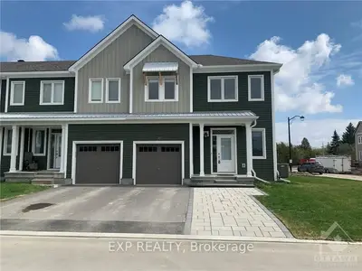 70 LATIGO Ridge, Stittsville - Munster - Richmond, ON K0A 2Z0