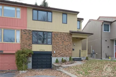 2784 SPRINGLAND Drive, Billings Bridge - Riverside Park and Area, ON K1V 6M4