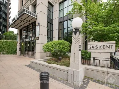 245 KENT Street 907, Ottawa Centre, ON K2P 0A5