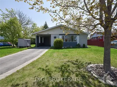 2513 YARMOUTH Crescent, Billings Bridge - Riverside Park and Area, ON K1V 6J9