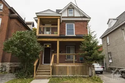 268 FLORA Street 3, Ottawa Centre, ON K1R 5R9