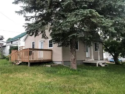 43 Pembroke Street, Whitewater Region, ON K0J 1K0