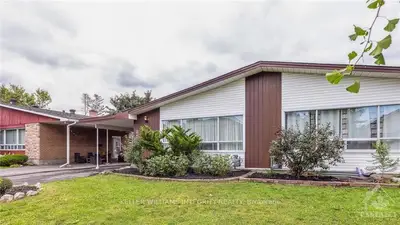 128 FIELDROW Street, Meadowlands - Crestview and Area, ON K2G 2Y9