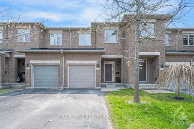 732 NAKINA Way, Blossom Park - Airport and Area, ON K1V 2J1