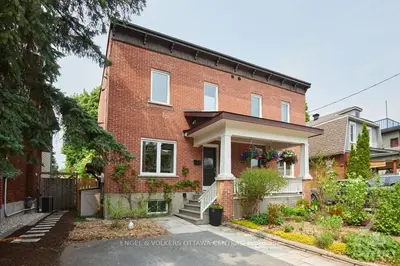 42 ROSS Avenue, Tunneys Pasture and Ottawa West, ON K1Y 0N3