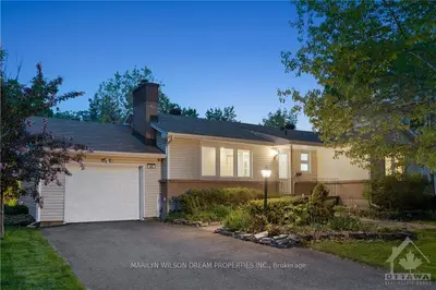 446 Thessaly Circle, Alta Vista and Area, ON K1H 5W5