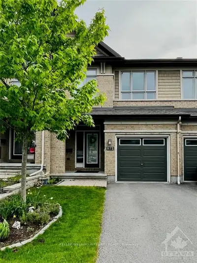872 FLETCHER Circle, Kanata, ON K2T 0B8