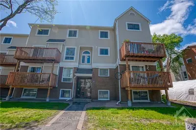 160 FENERTY Court 6, Kanata, ON K2L 3A7