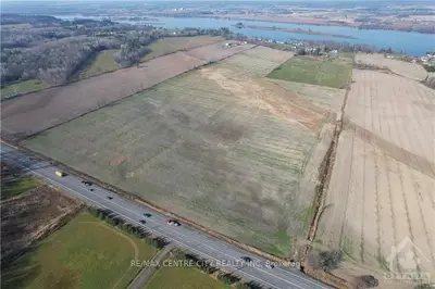 3050 OLD HIGHWAY 17 Road, Clarence-Rockland, ON K4K 1W1