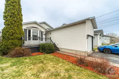 201 Mississippi Road, Carleton Place, ON K7C 4N2