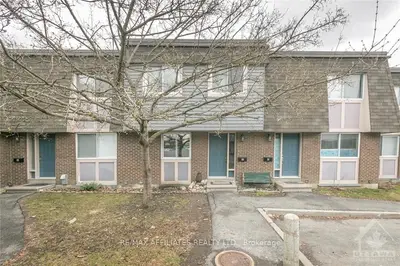 33 CORLEY, Hunt Club - South Keys and Area, ON K1V 8T7