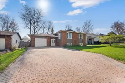99 SPRUCE Street, Petawawa, ON K8H 3H7