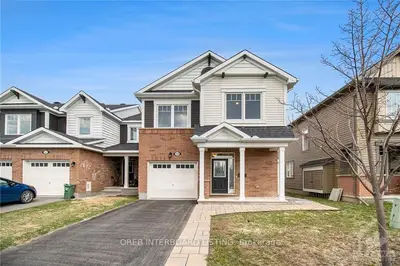 526 BROADLEAF Street W, Orleans - Cumberland and Area, ON K4A 1A3
