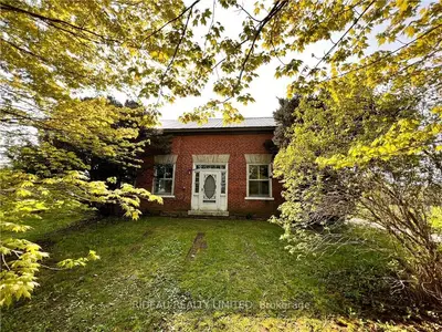 939 CLEAR LAKE Road, Rideau Lakes, ON K0G 1E0