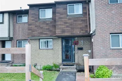 2607 PIMLICO Crescent, Blossom Park - Airport and Area, ON K1T 2A8