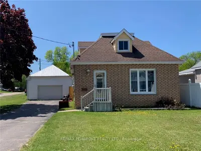 718 FISCHER Street, Pembroke, ON K8A 6K5