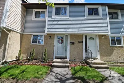 4327 STELLA Crescent, Cyrville - Carson Grove - Pineview, ON K1J 8T8