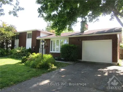 18 VANIER Drive, Brockville, ON K6V 3J5